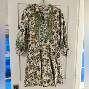 Gorgeous block print dress with puff sleeves
